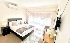 North Ryde Guesthouse